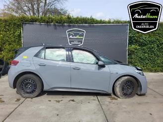 Coche siniestrado Volkswagen ID.3 ID.3 (E11/E12), Hatchback 5-drs, 2019 First, Life, Pro 58 kWh 2022