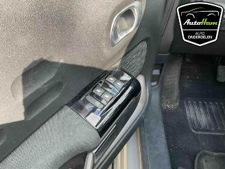 Citroën C3 C3 (SX/SW), Hatchback, 2016 1.2 12V e-THP PureTech 110 picture 17