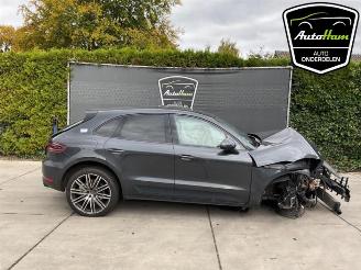 Vrakbiler auto Porsche Macan Macan (95B), SUV, 2014 2.0 16V Turbo 2017/5
