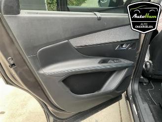 Peugeot 5008 5008 II (M4/MC/MJ/MR), MPV, 2016 / 2024 1.2 12V e-THP PureTech 130 picture 31