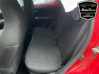 Peugeot 108 108, Hatchback, 2014 1.0 12V VVT-i picture 21