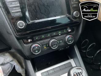 Skoda Octavia Octavia Combi (5EAC), Combi 5-drs, 2012 / 2020 1.0 TSI 12V picture 21