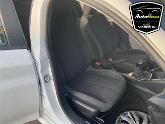 Peugeot 208 208 II (UB/UH/UP), Hatchback 5-drs, 2019 1.2 Vti 12V PureTech 75 picture 28