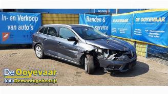 demontáž osobní automobily Renault Mégane Megane IV Estate (RFBK), Combi 5-drs, 2016 1.3 TCE 140 16V 2018/8