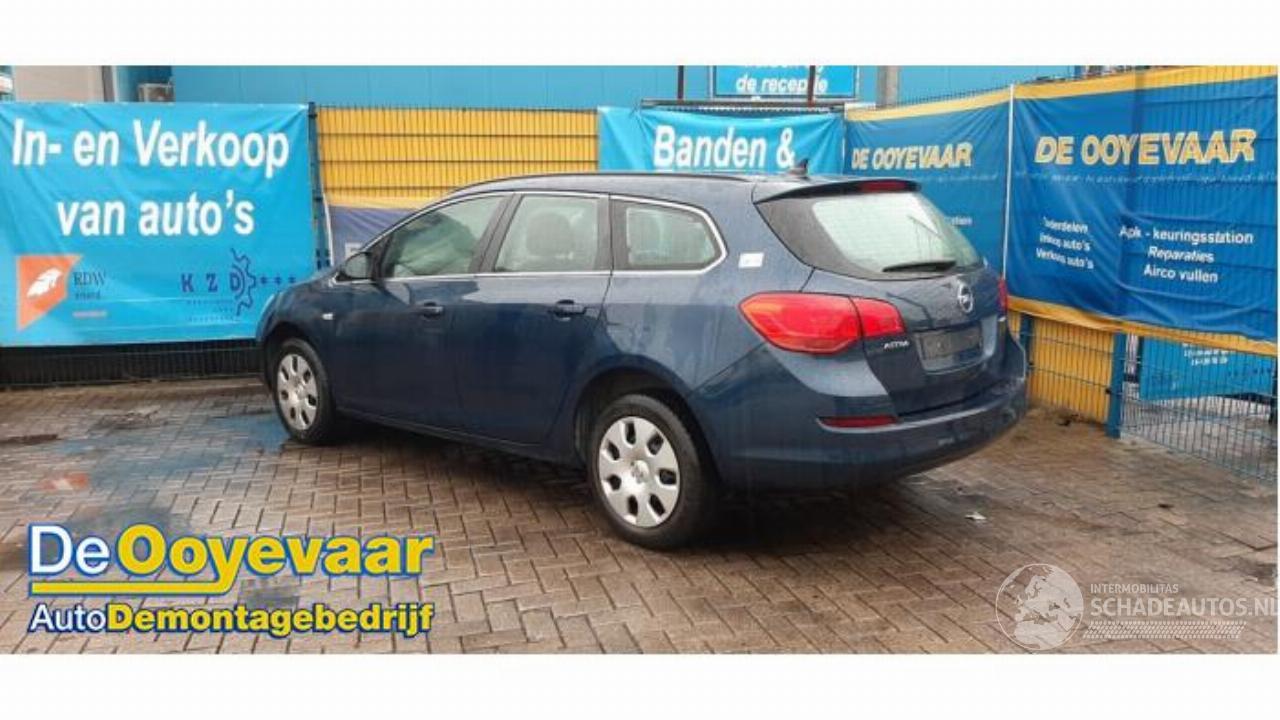 Opel Astra Astra J Sports Tourer (PD8/PE8/PF8), Combi, 2010 / 2015 1.4 16V ecoFLEX