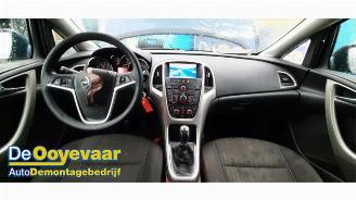 Opel Astra Astra J Sports Tourer (PD8/PE8/PF8), Combi, 2010 / 2015 1.4 16V ecoFLEX picture 2