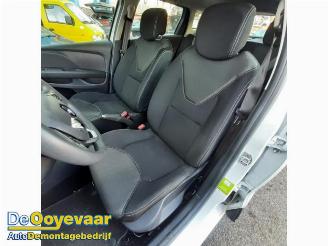 Renault Clio Clio IV Estate/Grandtour (7R), Combi 5-drs, 2012 / 2021 0.9 Energy TCE 90 12V picture 6