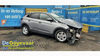 Auto da rottamare Opel Grandland Grandland (X), SUV, 2017 1.2 Turbo 12V 2018/6