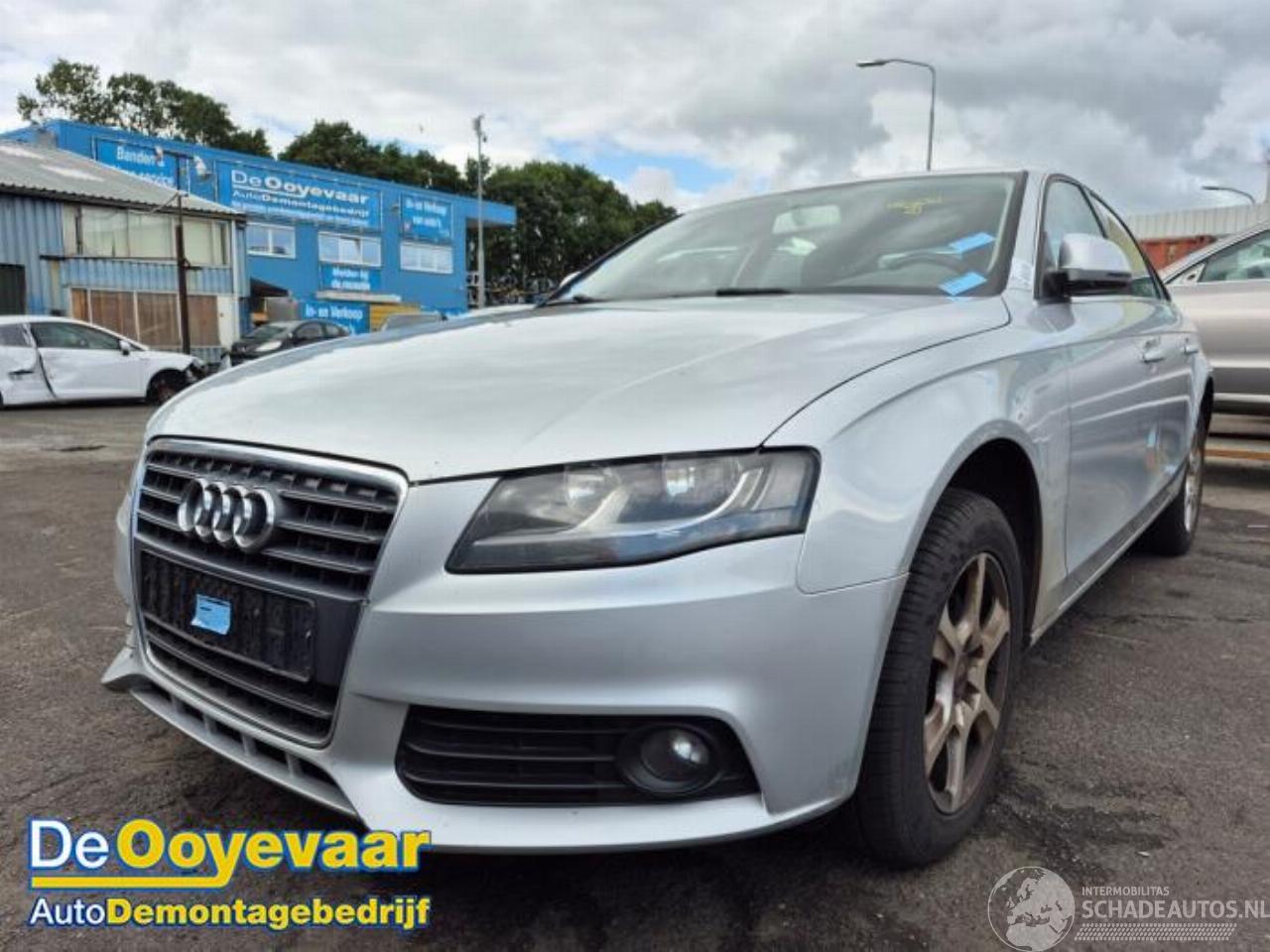 Audi A4 A4 (B8), Sedan, 2007 / 2015 2.0 TDI 16V