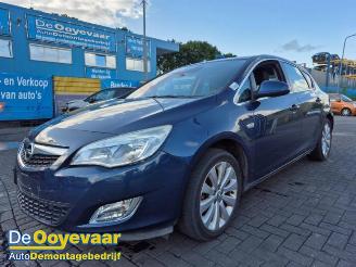 demontáž osobní automobily Opel Astra Astra J (PC6/PD6/PE6/PF6), Hatchback 5-drs, 2009 / 2015 1.4 Turbo 16V 2010/9