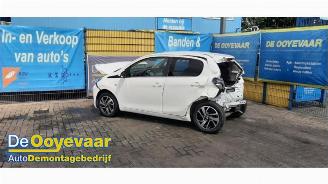 Peugeot 108 108, Hatchback, 2014 1.0 12V VVT-i picture 4