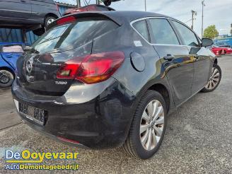 Opel Astra Astra J (PC6/PD6/PE6/PF6), Hatchback 5-drs, 2009 / 2015 1.4 Turbo 16V picture 3