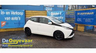 Vrakbiler auto Toyota Aygo Aygo (B40), Hatchback, 2014 1.0 12V VVT-i 2014/7