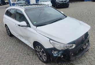 Hyundai I-30 Hyundai i30 Premium automatiek pano leer full options picture 6