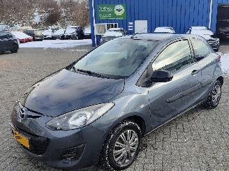 krockskadad bil auto Mazda 2 Mazda 2 Lim. 1.3 Impuls Sport cool edition 95506 km ! 2011/6
