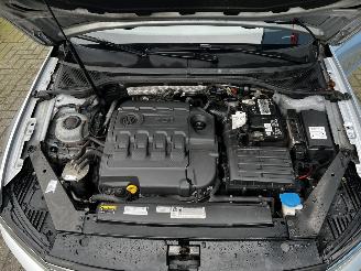 Volkswagen Passat 2.0 TDI bluemotion variant picture 18