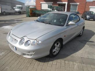 Auto incidentate Hyundai Coupé  2001/7