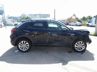 Volkswagen T-Roc R-LINE picture 5