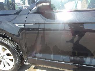 Volkswagen T-Roc R-LINE picture 10