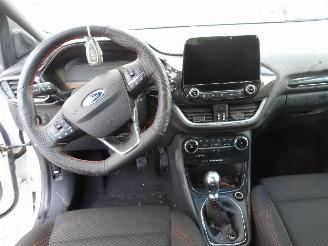 Ford Puma ST -LINE picture 20