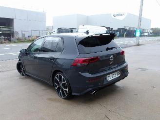 Volkswagen Golf GTI picture 6