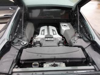 Audi R8 4.2 FSI V8 picture 24