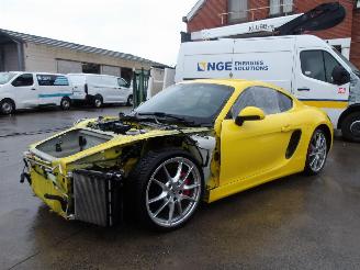 skadebil auto Porsche Cayman GTS 2015/1