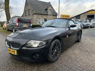 krockskadad bil auto BMW Z4 ROADSTER 2.2i 6 CILINDER !! 2004/11