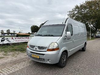 krockskadad bil bedrijf Renault Master T35 2.5 DCI L3/H2 MAXI UITVOERING AIRCO 74KW 2008/6