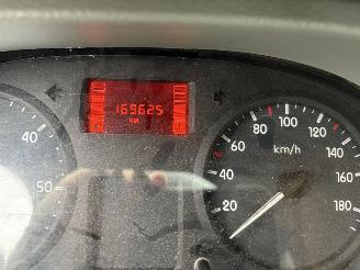 Renault Master T35 2.5 DCI L3/H2 MAXI UITVOERING AIRCO 74KW picture 10