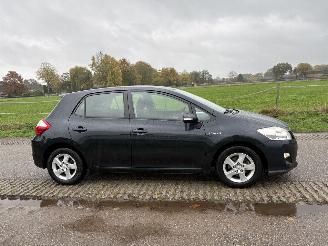 Toyota Auris 1.8 Full Hybrid Business picture 19
