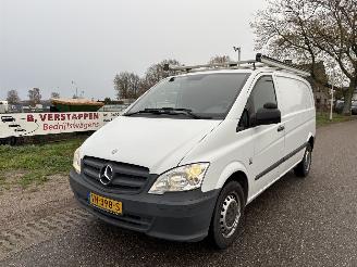 krockskadad bil bedrijf Mercedes Vito 110 CDI AIRCO, 250.543 KM MET N.A.P. MARGE AUTO 2014/3