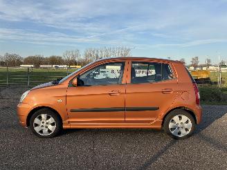 Kia Picanto 1.0 LX picture 3