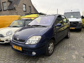 Avarii autoturisme Renault Mégane Scénic 2.0 16V AUTOMAAT, CLIMA 2002/7