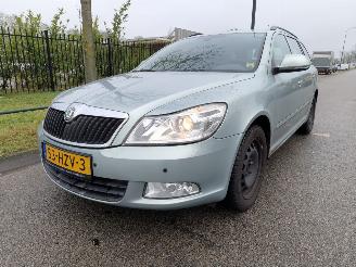 skadebil auto Skoda Octavia 1.4 TSI COMBI AUTOMAAT 2009/4