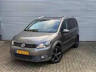 bruktbiler auto Volkswagen Touran 1.2 TSI Highline 7 Persoons / Panoramadak / Trekhaak / Leder / Navi / Cruise / PDC / C 2011/10