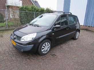 škoda osobní automobily Renault Scenic 1.6 Airco 165.000 KM 2005/1