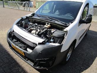 Peugeot Partner 1.6 HDI Navi Airco 175.000 Km picture 5
