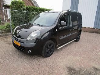 krockskadad bil bedrijf Renault Kangoo 1.5 DCI Navi 2 Schuifdeuren Airco 2013/2