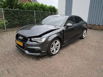 uszkodzony samochody osobowe Audi A3 1.4 TFSI Sedan Navi 6-Bak 2016/4
