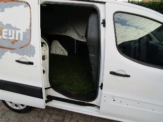 Peugeot Partner 1.6 HDI Airco Radio/CD picture 13