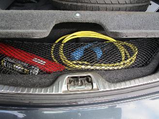Volvo V-60 2.4 D6 AWD Hybride Schadevrij picture 10
