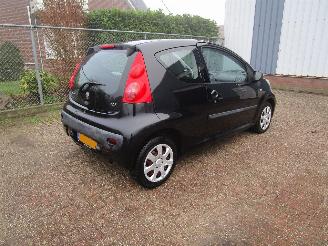 Peugeot 107 Airco Radio/CD picture 4