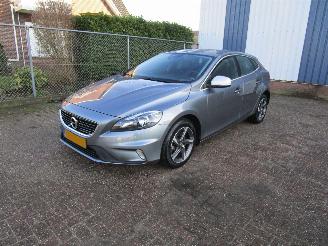 Avarii autoturisme Volvo V-40 1.5 T2 Automaat R-Design Camera Navi 161.000 KM 2016/11