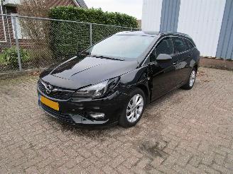 skadebil auto Opel Astra 1.2 Nw Motor Camera Navi Clima 2021/11