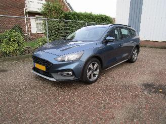 skadebil auto Ford Focus 1.0 Navi Camera Clima 6-Bak 2020/10