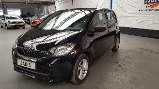 Damaged car Skoda Citigo 1.0 12V  BENZ 999CC 44KW 60PK 2013/2