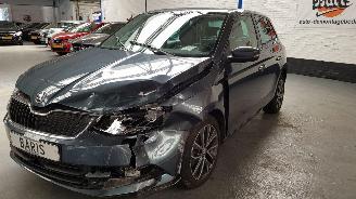 krockskadad bil auto Skoda Fabia 1.2 TSI 16V AUT 4DRS  BENZ 1.197CC 81KW 110PK 2017/2