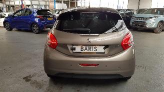 Peugeot 208 1.6 VTI 16V  BENZ 1.598CC 88KW 120PK picture 5