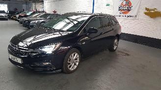 krockskadad bil auto Opel Astra 1.4 TURBO 16V COMBI  BENZ-LPG 1.399CC 110KW 150PK 2018/11